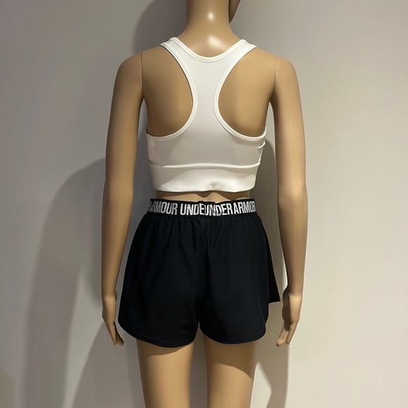 Under Amour Athletic Shorts - Picture 2 of 2